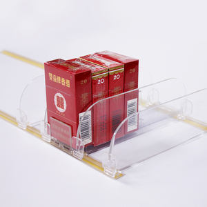 Personnalisé clair présentoir de supermarché en plastique réglable poussoir et diviseur d'étagère avec bande adhésive pour la <span class=keywords><strong>cigarette</strong></span> - Product Image 2