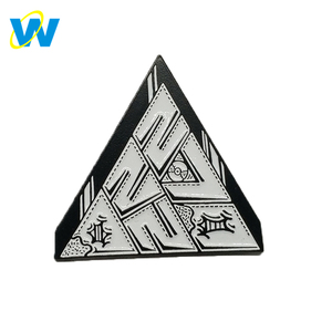 2018 Nouvelle arrivée <span class=keywords><strong>papillon</strong></span> d'embrayage fermoir vis pin dos personnalisé triangle doux émail broches dropshipping - Product Image 5
