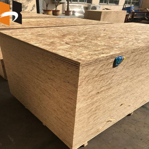 Panneau <span class=keywords><strong>OSB</strong></span> (Oriented Strand Board) à prix avantageux pour la construction en extérieur - Product Image 4