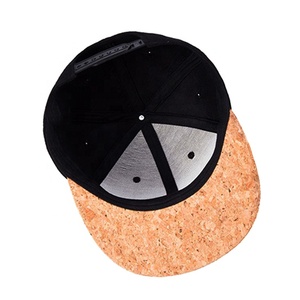 Vente en gros de casquettes en liège unies personnalisées sans logo casquettes Snapback vierges avec bord plat en liège - Product Image 4