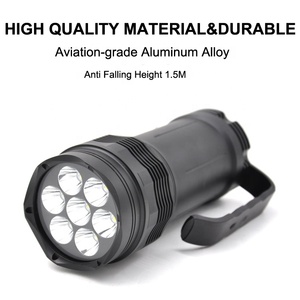 Torcia Subacquea Professionale 100M, Lampada Subacquea Portatile Ricaricabile con 7 LED, Luce per Immersioni Ultra Potente - Product Image 3