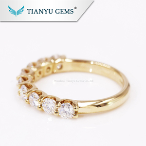 Tianyu gemas 14 K/18 k oro amarillo U anillo 9 unids 3mm redondo Corazón y flecha corte moissanite anillo de compromiso - Product Image 2
