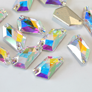 Top qualité or bas gros Triangle verre coudre sur strass dos plat couture sur strass pour strass épingle à cheveux - Product Image 2