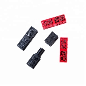 <span class=keywords><strong>Vintage</strong></span> perforado plástico lápiz labial/Negro empaquetado cosmético tubo/DIY personalizado vacío lipgloss envases tubo - Product Image 3