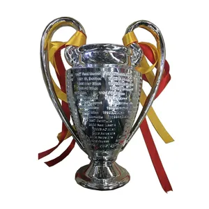 Su misura in ottone trofei in metallo placcatura grande mondo di calcio sport del Re di campionato coppa trofeo