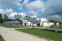 Système de Suivi Solaire à Double Axe Série ZRS, Traqueur Solaire à 2 Axes, Traqueur Solaire Double Axial, Mini Traqueur Solaire 4kW