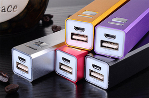 Banco móvil de la energía de la estación <span class=keywords><strong>2000</strong></span> mAh de <span class=keywords><strong>los</strong></span> bancos y cargadores usb móvil fuente de alimentación para todos <span class=keywords><strong>los</strong></span> teléfonos inteligentes - Product Image 2