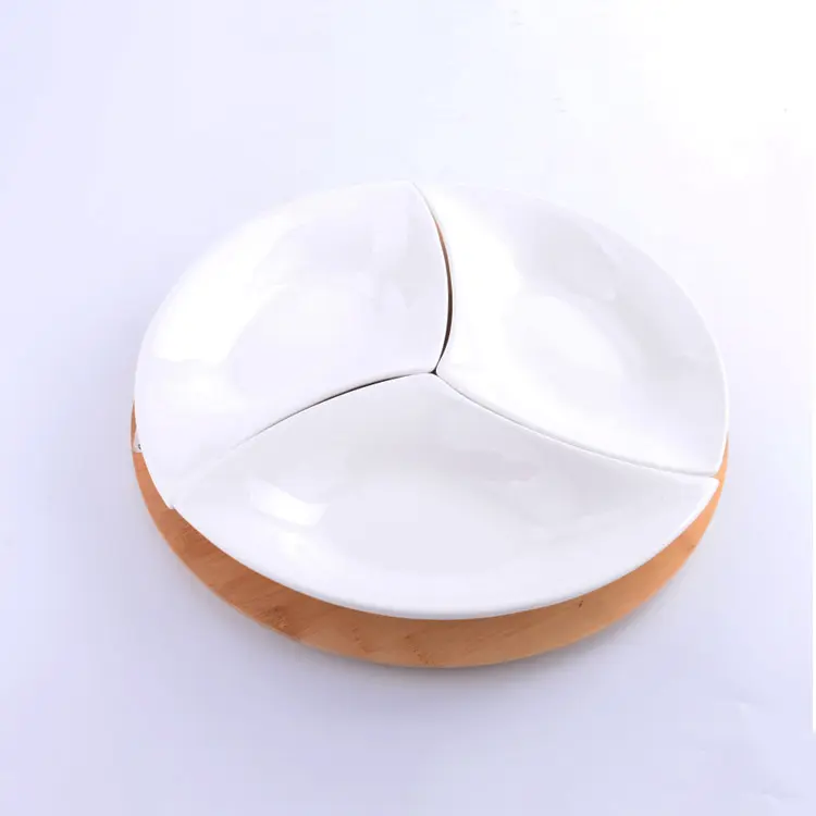 Оптовая продажа, Высококачественная белая керамическая фарфоровая тарелка с 3 отделениями, разделенная тарелка с деревянной основой