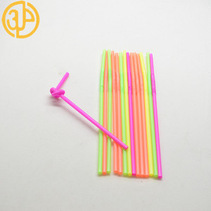 Empaquetado individualmente Color desechables arte paja curva de plástico PLA paja para leche de jugo de té - Product Image 4