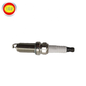 Bujía de motor para coche, OEM <span class=keywords><strong>IXEH20TT</strong></span> 4711, precio competitivo, venta al por mayor - Product Image 2