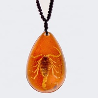 Grande taille résine de Vrais Insectes ambre pendentif