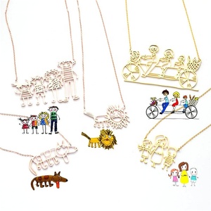 Promozionale In Acciaio Inox su misura Gioielli FAI DA TE In Oro o Oro Rosa Bambini di <span class=keywords><strong>Disegno</strong></span> <span class=keywords><strong>Collana</strong></span> Per La Famiglia - Product Image 4