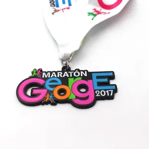 Tùy Chỉnh Đầy Màu Sắc 5K Chạy Chạy Marathon Nhựa Pvc Cao Su Huy Chương Với Ribbon Lanyard