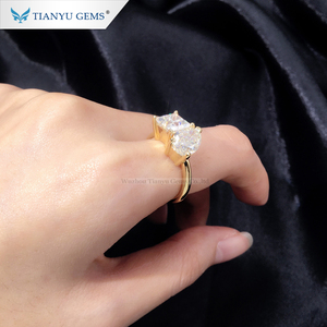 Tianyu Cincin Putri dan Pir, Disesuaikan 14K/18K Emas Kuning Dipotong Es Foreverone Moissanite Cincin Emas - Product Image 5
