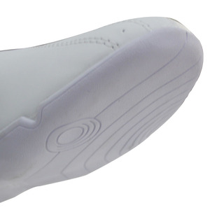 Chaussures antidérapantes en cuir PU pour adultes et enfants, chaussures de taekwondo respirantes de haute qualité, livraison gratuite - Product Image 5