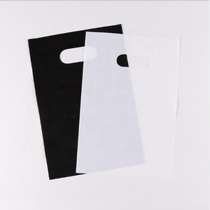 Benutzer definierte Logo gedruckt PE gestanzte Kunststoff T-Shirt Tasche mit Griff für die Verpackung Schuhe Socken Pelz - Product Image 4