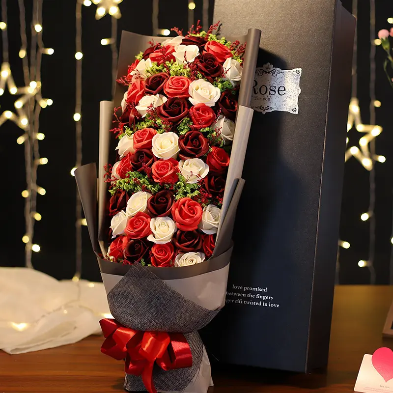 ราคาโรงงานยอดนิยมดอกกุหลาบสีแดงสบู่ดอกไม้สำหรับวันแม่ของขวัญที่ดีที่สุดให้กับแม่