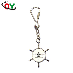 Venta caliente Promoción de aleación de Zinc de <span class=keywords><strong>marvel</strong></span> mini zapato de correr forma mosquetón clave cadena con logotipo - Product Image 3