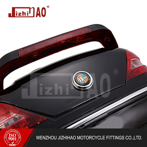 <span class=keywords><strong>Top</strong></span> <span class=keywords><strong>Case</strong></span> <span class=keywords><strong>Moto</strong></span> JIZHIHAO Peint de Haute Qualité 668 <span class=keywords><strong>avec</strong></span> Dossier en Cuir, Matériau ABS, Éclairage LED, 26L, Kits de Montage et 2 Clés - Product Image 6