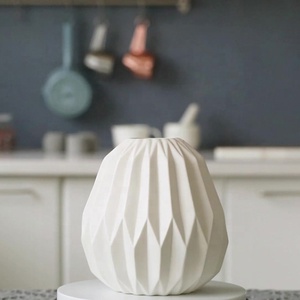 Facultatif couleur <span class=keywords><strong>origami</strong></span> art conception cannelée antique en céramique vases/décor à la <span class=keywords><strong>maison</strong></span> bud vase - Product Image 3