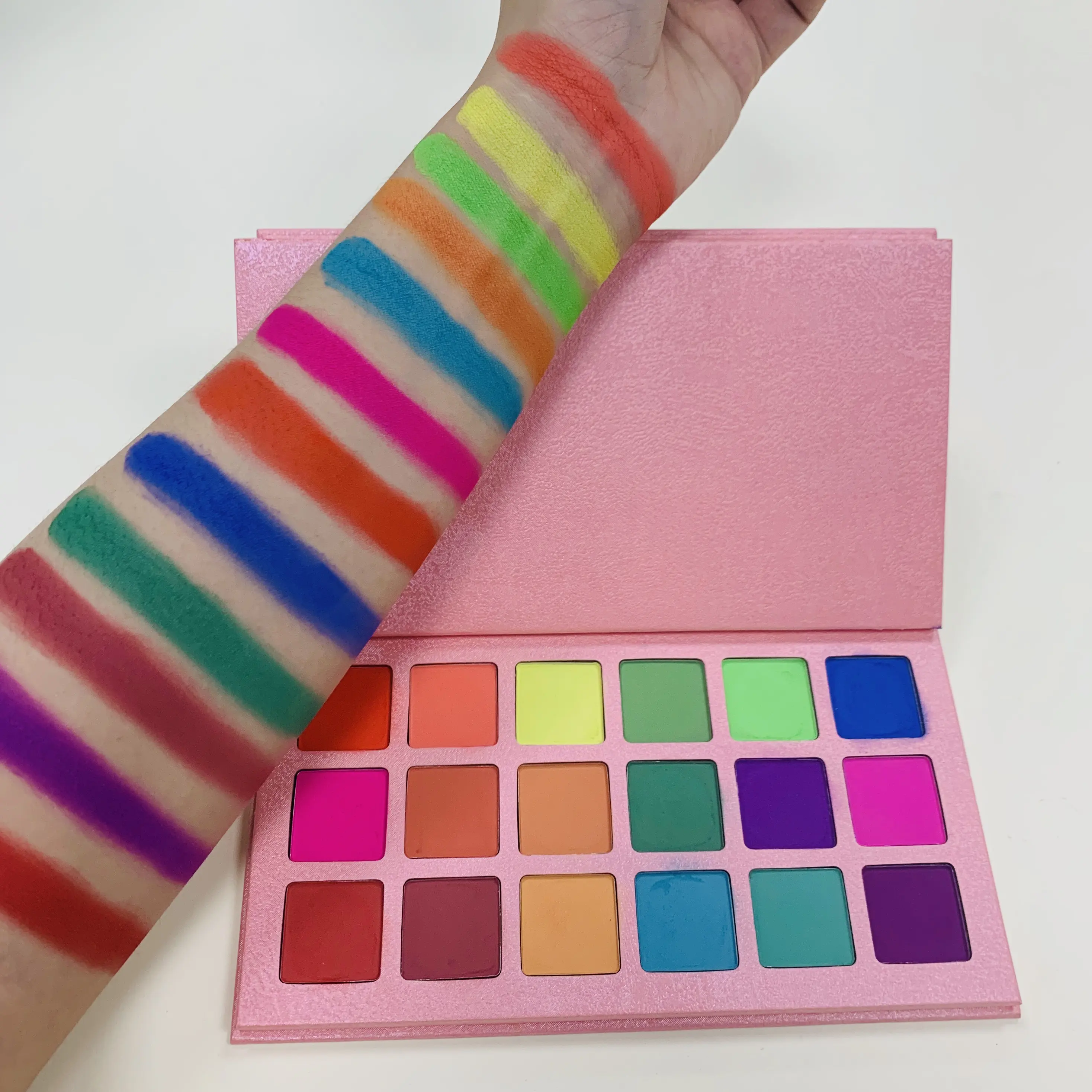 Private label cosmetics pink palette candy 18 colors neon pigment eyeshadow no logo shimmer eyeshadow palette