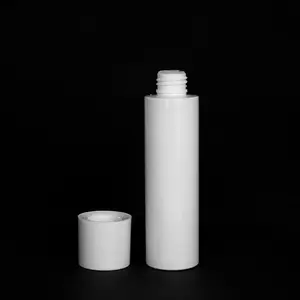 150ml सफेद प्लास्टिक लोशन की बोतलें कॉस्मेटिक पायस पीईटी पैकेजिंग Refillable पंप बोतल फ्लैट कंधे सफेद नोक
