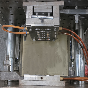 Bougies chauffe-plat presse <span class=keywords><strong>hydraulique</strong></span> photophore entièrement automatique anniversaire industriel maison machines de fabrication de bougies en cire pour la production de bougies - Product Image 5
