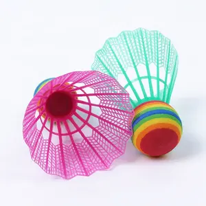 彩虹新设计定制标志训练专业塑料羽毛球套装