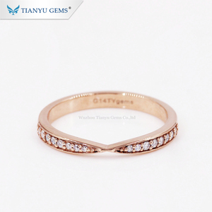 Tianyu edelsteine Customized Au750 18k <span class=keywords><strong>rose</strong></span> Gold Engagement <span class=keywords><strong>Ring</strong></span> 6.5mm runde herz & pfeil Moissanite <span class=keywords><strong>Diamond</strong></span> Wedding <span class=keywords><strong>Ring</strong></span> set für dame - Product Image 3