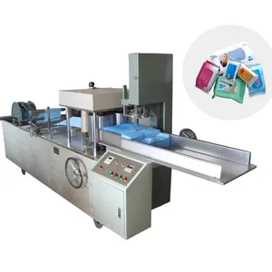 Hoge Capaciteit Automatische Natte Tissue Making Machine Automatische Nat Vegen Verpakking Machine