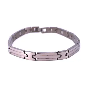 Bracciale magnetico <span class=keywords><strong>da</strong></span> <span class=keywords><strong>uomo</strong></span> bracciale in titanio per la salute <span class=keywords><strong>regalo</strong></span> per lui bracciale magnetico per l'artrite per <span class=keywords><strong>uomo</strong></span> - Product Image 1