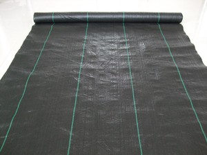 EGP PP PE Tapis de contrôle des mauvaises herbes noir <span class=keywords><strong>Couvre</strong></span>-<span class=keywords><strong>sol</strong></span> anti-herbe en rouleau pour serre de jardin - Product Image 3