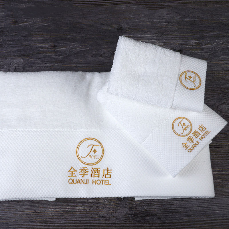 100% Coton Tissu avec la Taille Adaptée Aux Besoins du client et Logo Serviette de Visage