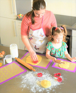 Lot <span class=keywords><strong>de</strong></span> 4 tapis <span class=keywords><strong>de</strong></span> cuisson en silicone comprenant un tapis <span class=keywords><strong>de</strong></span> cuisson à mesurer tapis <span class=keywords><strong>de</strong></span> pâtisserie pour macarons brosse demi-<span class=keywords><strong>feuille</strong></span> pour outils <span class=keywords><strong>de</strong></span> pâtisserie - Product Image 6