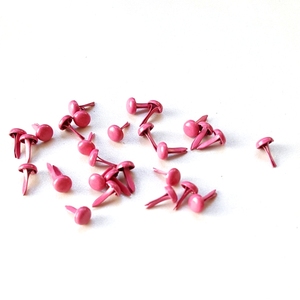 500 Pezzi Chiodini Metallici da 4,5mm per Scrapbooking, Fai da Te, Artigianato, Fissaggi per Carta, Decorazione per Album e Biglietti - Product Image 4