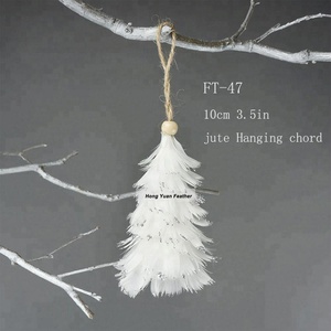 Mini natural faisán guinea ganso cono árbol <span class=keywords><strong>de</strong></span> plumas para la <span class=keywords><strong>venta</strong></span> con yute colgar cuerda suministros para la decoración - Product Image 3