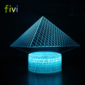 Lámpara de Noche Piramidal con Cambio de 7 Colores, Decoración Creativa para el Hogar, Lámpara de Escritorio con Modelado de Edificios en 3D, Lámpara de Mesa, Regalo para Mesita de Noche - Product Image 2