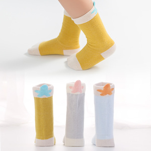 Personnalisé Brodé Bébé <span class=keywords><strong>Renard</strong></span> Antidérapant Ramper Chaussettes - Product Image 4