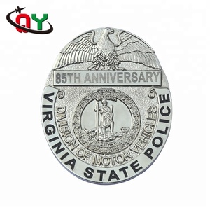 En gros Belle Souvenir Cadeau Personnalisé 3D Aigle <span class=keywords><strong>Badge</strong></span> <span class=keywords><strong>Nominatif</strong></span> Broches En Alliage de Zinc Argent <span class=keywords><strong>Badge</strong></span> Personnalisé - Product Image 4