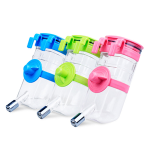 Automatique 500 ml En Plastique Auto <span class=keywords><strong>Abreuvoir</strong></span> Suspendus Distributeur Oiseau Animal Chien Potable Bouteille - Product Image 1