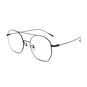 Nuevo diseño beta titanio gafas de venta en línea unisex puente doble óptica marcos de anteojos