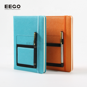 Producto de papelería estampado en caliente A5 Oem personalizado cubierta de cuero de imitación cuaderno diario con bolsillo de marcapáginas - Product Image 2