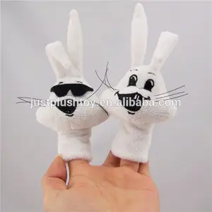 Nouveau design drôle de bande dessinée animale lapin/lapin en peluche doigt marionnette personnalisé en peluche doigt jouets