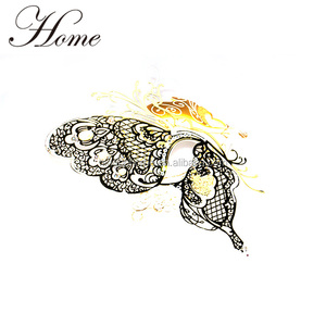 Mujer elegante <span class=keywords><strong>de</strong></span> <span class=keywords><strong>la</strong></span> mascarada <span class=keywords><strong>de</strong></span> <span class=keywords><strong>halloween</strong></span> <span class=keywords><strong>de</strong></span> mariposa metálica media <span class=keywords><strong>cara</strong></span> máscara <span class=keywords><strong>de</strong></span> bola - Product Image 5