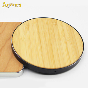 Chargeur de téléphone sans fil Qi en bois avec logo personnalisé, accessoires pour téléphone portable, station de charge portable - Product Image 2