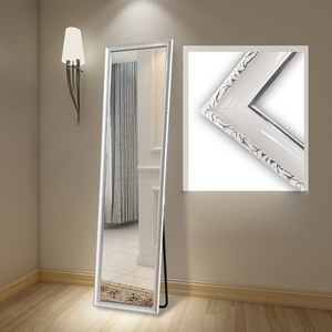 <span class=keywords><strong>Miroir</strong></span> <span class=keywords><strong>sur</strong></span> <span class=keywords><strong>pied</strong></span> vintage à cadre blanc et détails argentés, idéal pour chambre et salon, vente en gros directe usine - Product Image 1