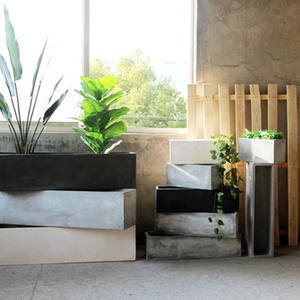 <span class=keywords><strong>Maceta</strong></span> <span class=keywords><strong>larga</strong></span> <span class=keywords><strong>de</strong></span> cemento para decoración al aire libre - Product Image 3