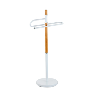 Respetuoso del medio ambiente baño piso <span class=keywords><strong>de</strong></span> bambú <span class=keywords><strong>de</strong></span> <span class=keywords><strong>pie</strong></span> estilo toalla titular toalla <span class=keywords><strong>secador</strong></span> <span class=keywords><strong>de</strong></span> toalla Rack - Product Image 1