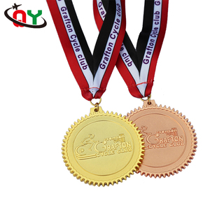 El más nuevo diseño de 1st 2nd 3rd medalla oro plata cobre 3D Fútbol Deportivo medallas <span class=keywords><strong>en</strong></span> <span class=keywords><strong>venta</strong></span> - Product Image 6
