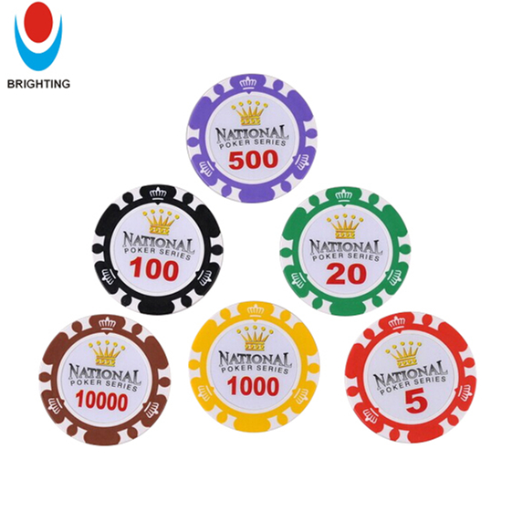 Vente en gros 13.5g 40mm Monte Carlo Clay jeu de hasard LOGO blanc personnalisé en céramique ABS impression boîtier en aluminium Casino Royal Poker jetons